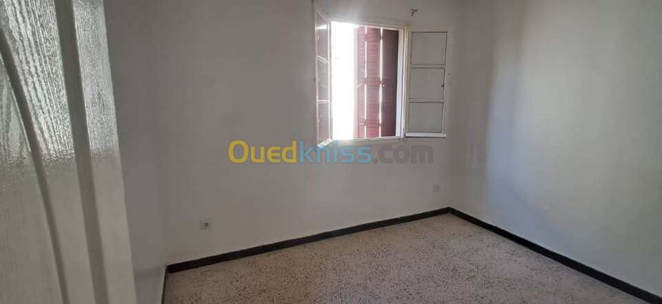 Vente Appartement F03 Annaba Annaba