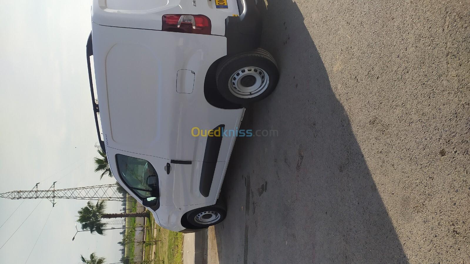 Fiat Doblo 2024 Italy