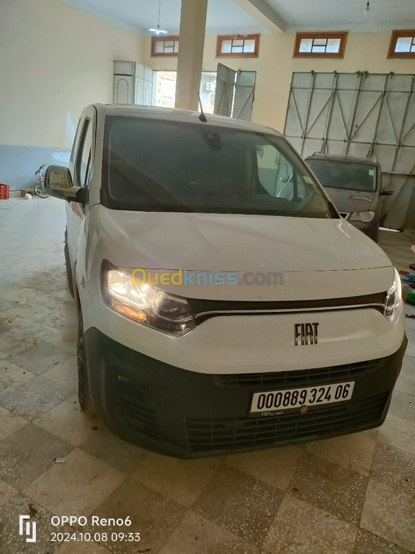 Fiat Doblo 2024 Italien