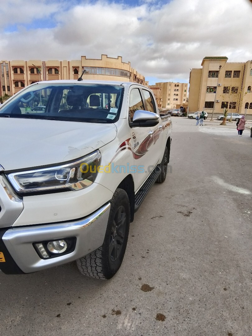 Toyota Hilux 2021 LEGEND DC 4x4 Pack Luxe