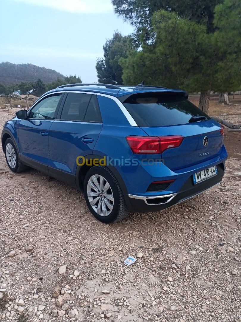 Volkswagen T-Roc 2021 Active