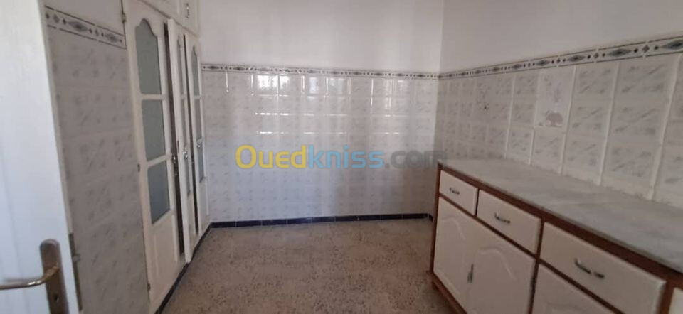 Vente Appartement F03 Annaba Annaba