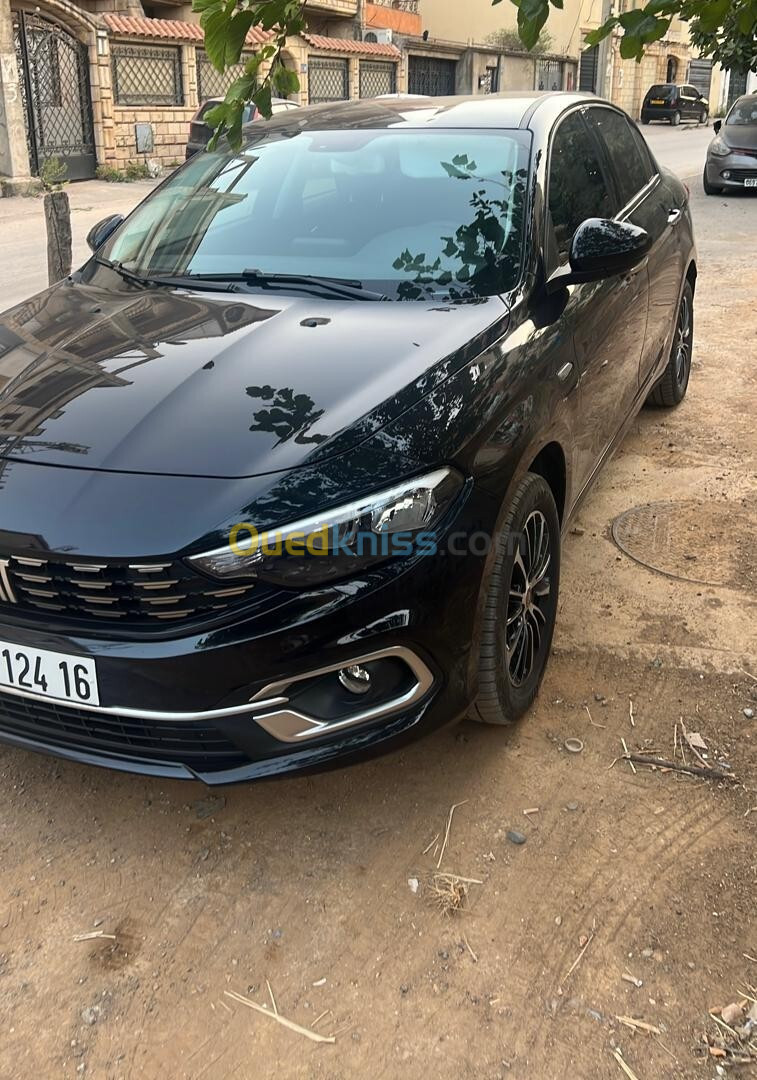 Fiat Tipo 2024 Life urbain plus