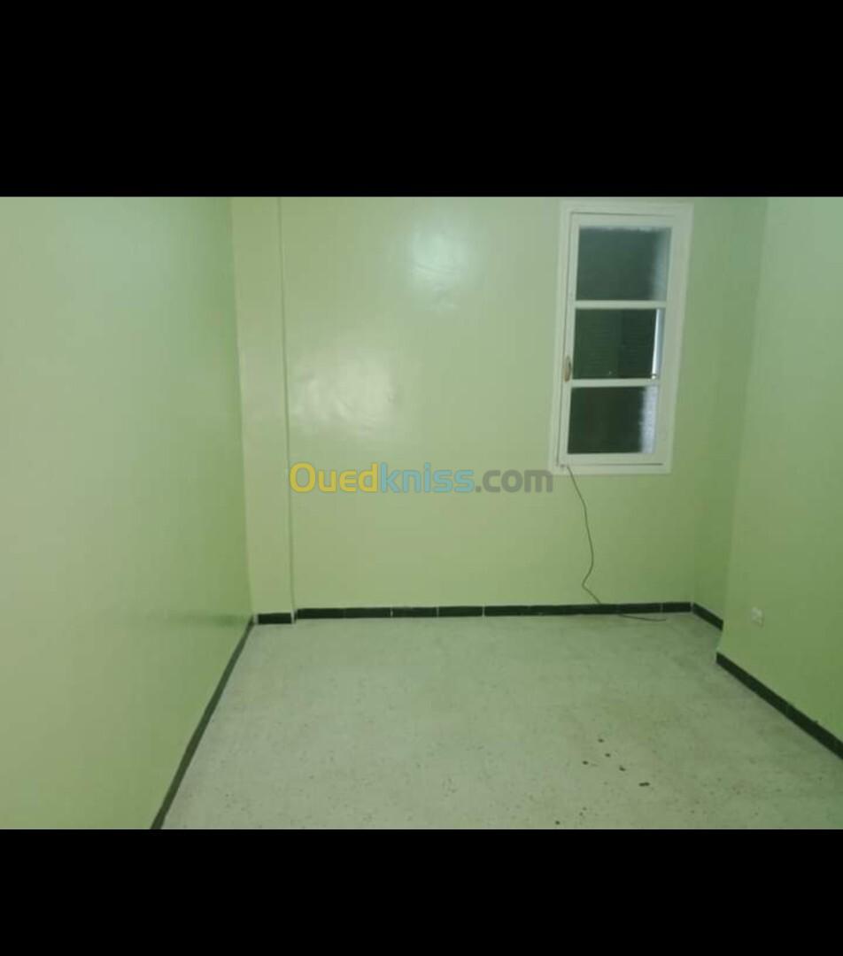 Location Appartement F3 Oum El Bouaghi Ain beida