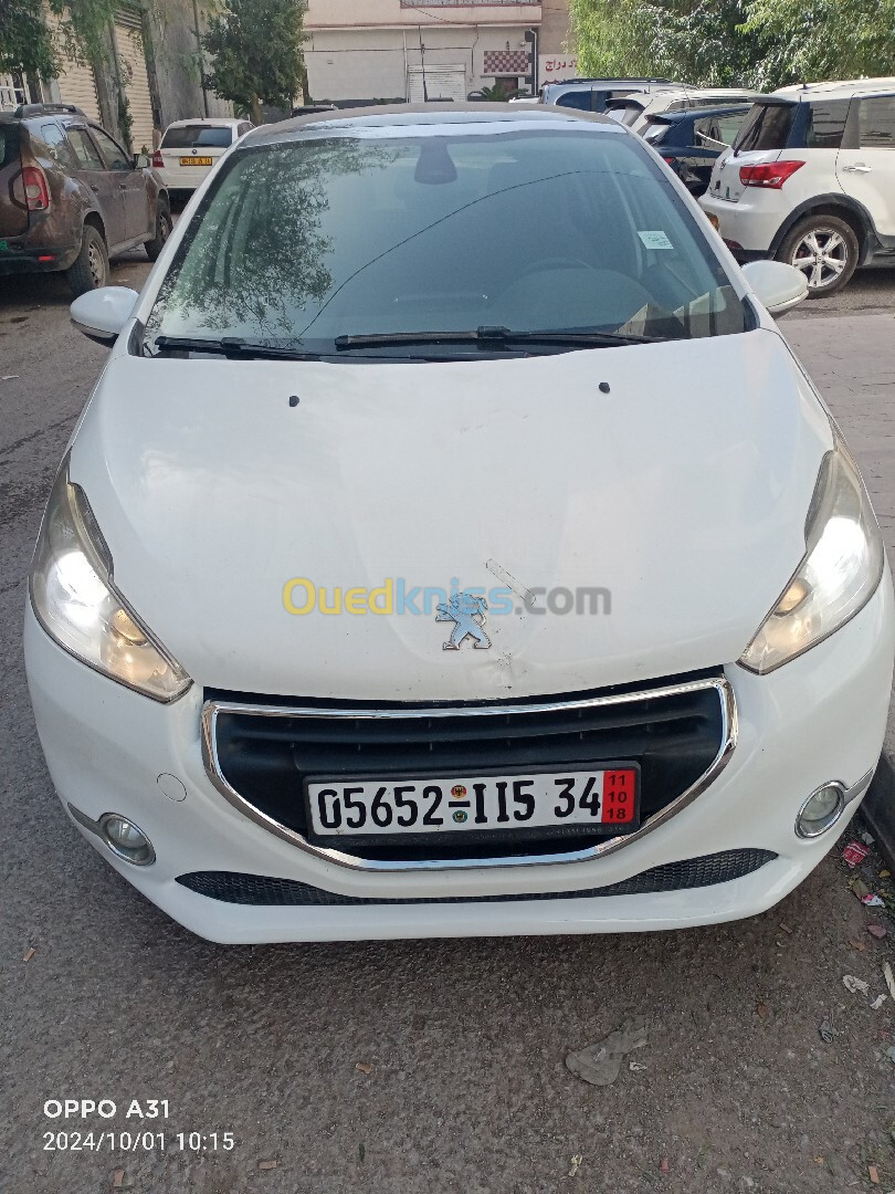 Peugeot 208 2015 Allure