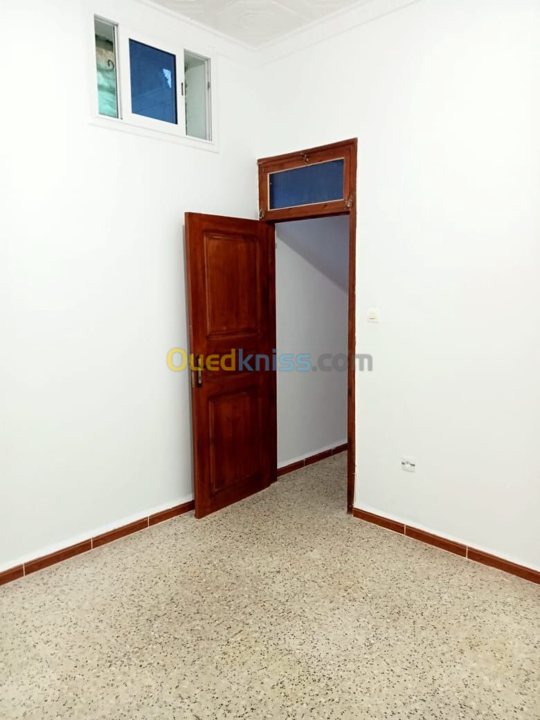 Location Appartement F2 Alger Baba hassen