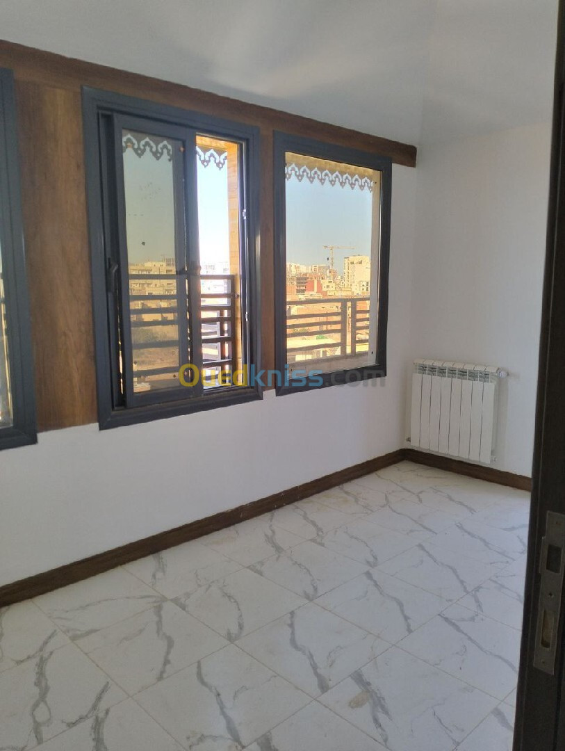 Vente Appartement F4 Oran Bir el djir