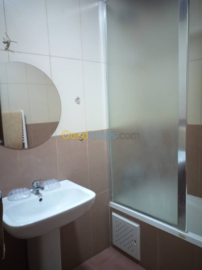 Location vacances Appartement F3 Oran Bir el djir