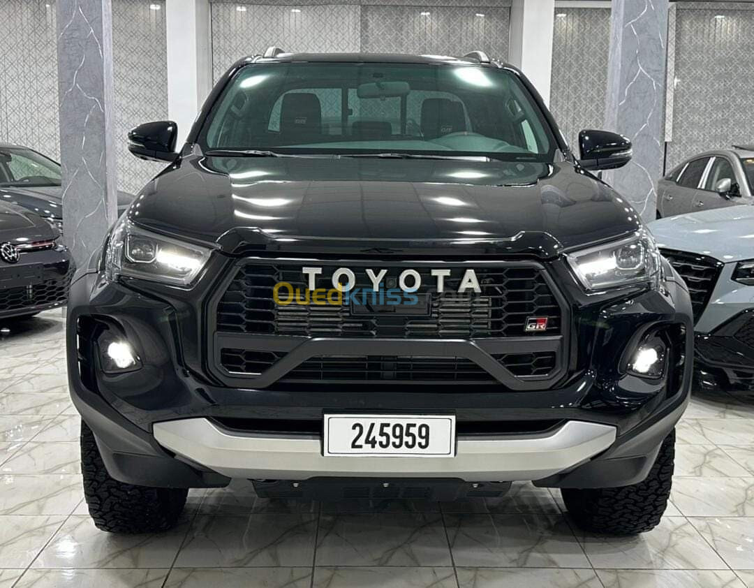 Toyota Hilux 2024 GR