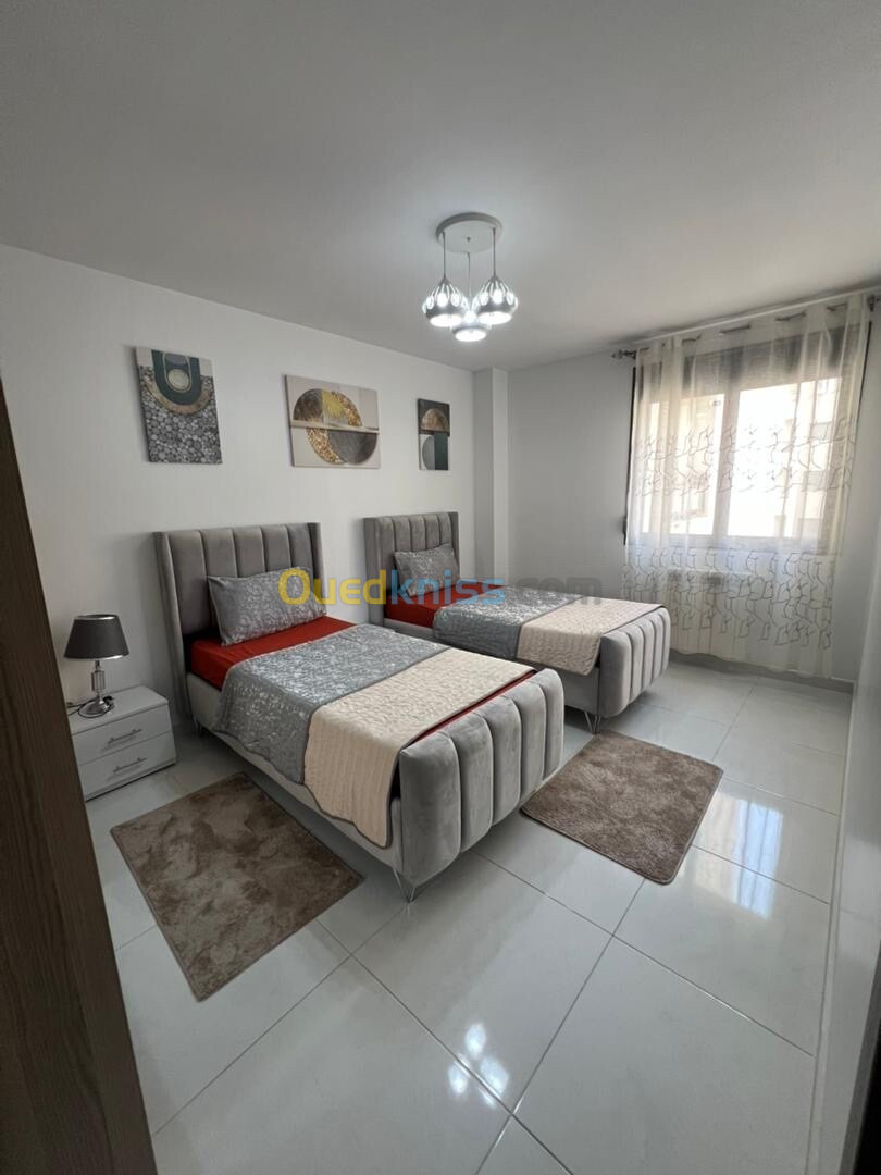 Location vacances Appartement F4 Alger Cheraga