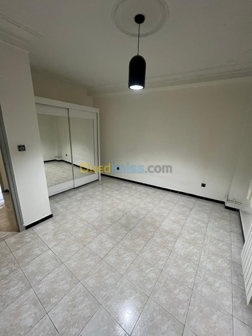 Location Appartement F3 Alger Hydra