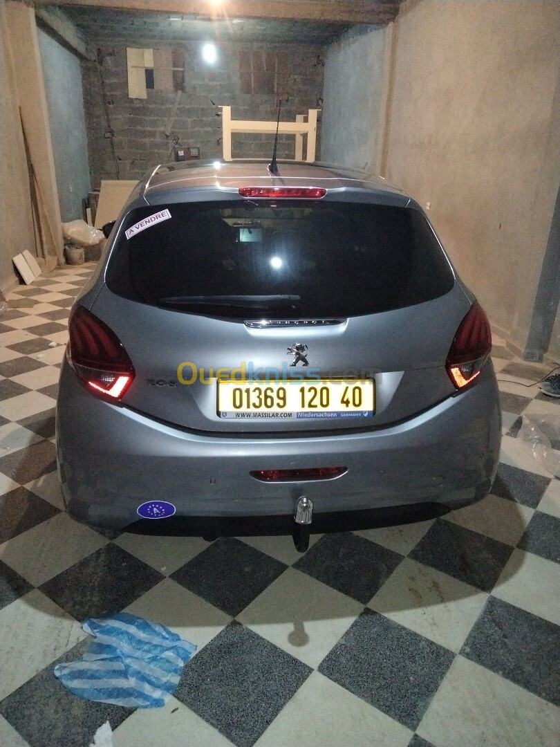 Peugeot 208 2020 Allure Facelift