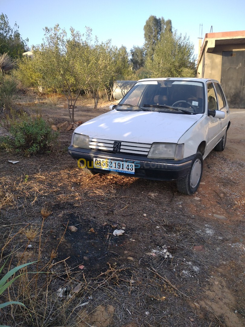 Peugeot 205 1991 Junior