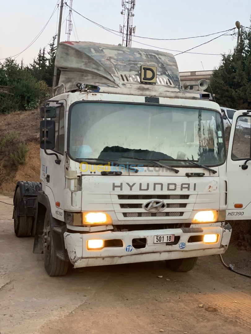 Hyundai HD-390 2001