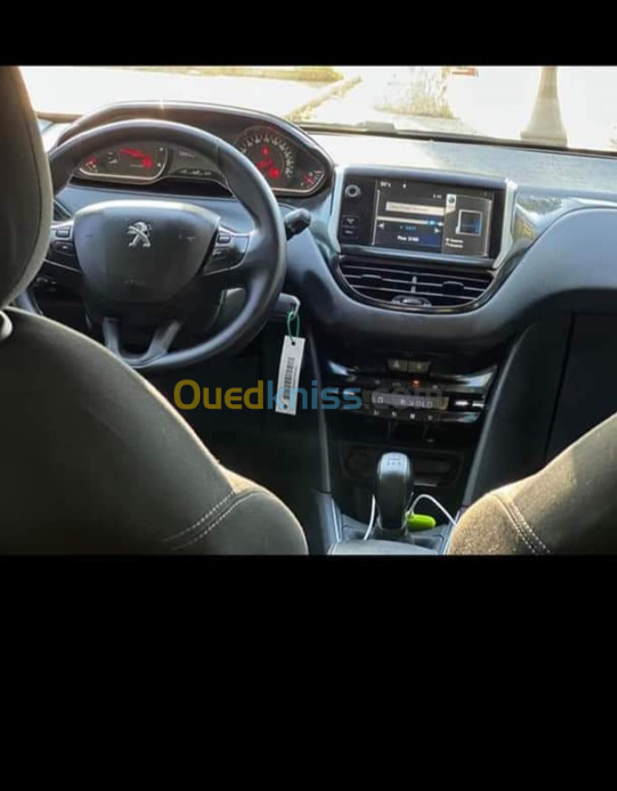 Peugeot 208 2014 Allure