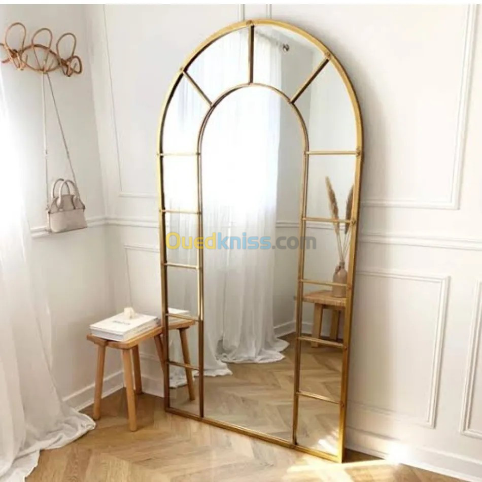 Miroir arc moderne 