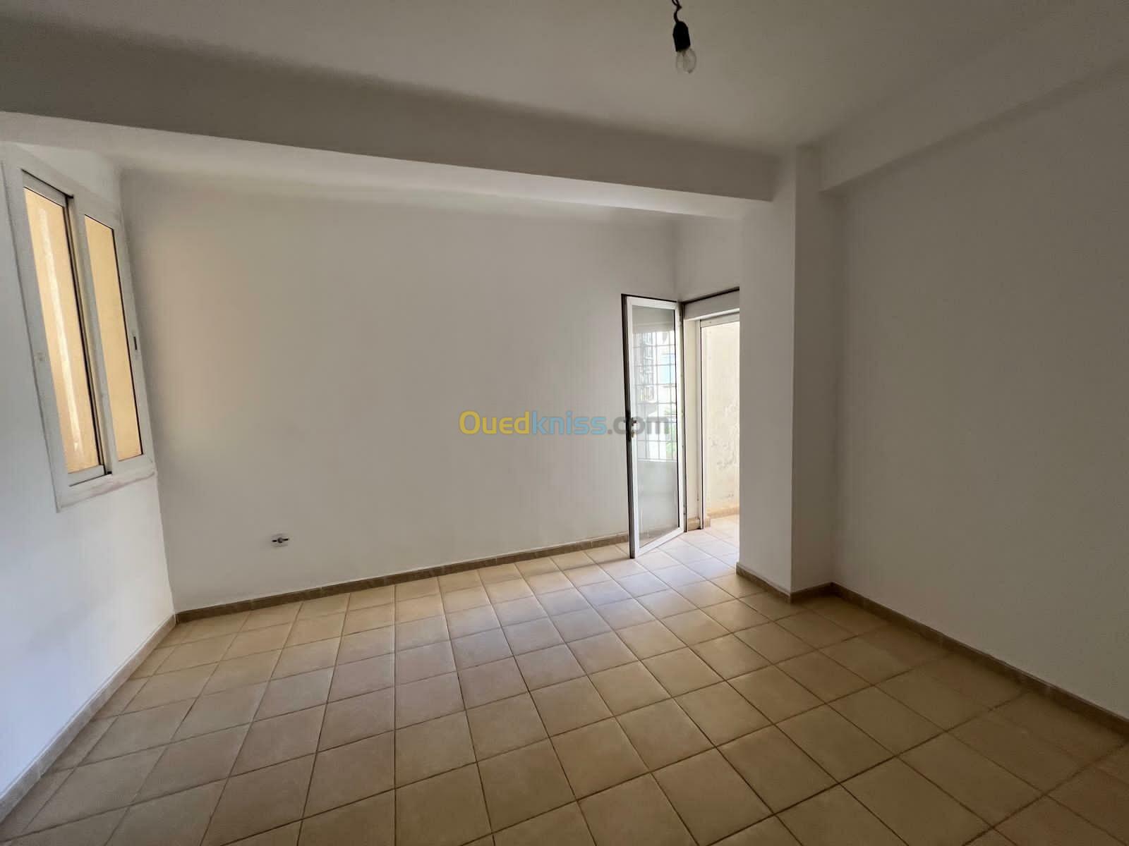 Location Appartement F3 Alger Draria