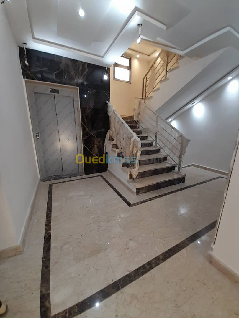 Vente Appartement F2 Alger Bordj el kiffan