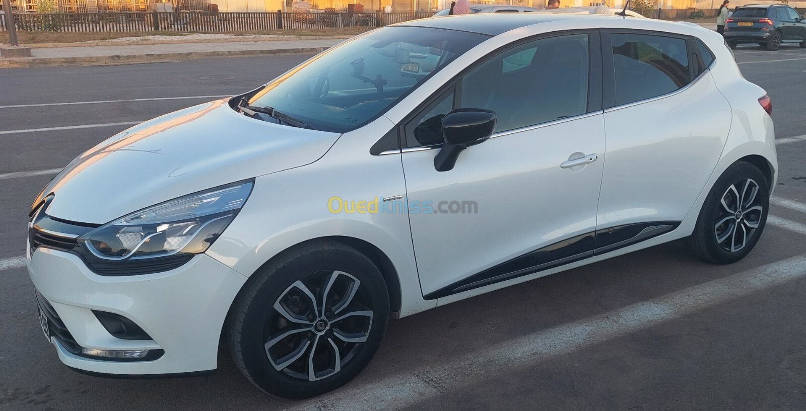 Renault Clio 4 2019 Limited 2