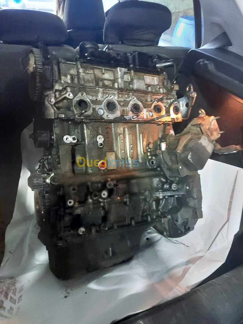 Moteur hdi 1.6 la 92 2015 