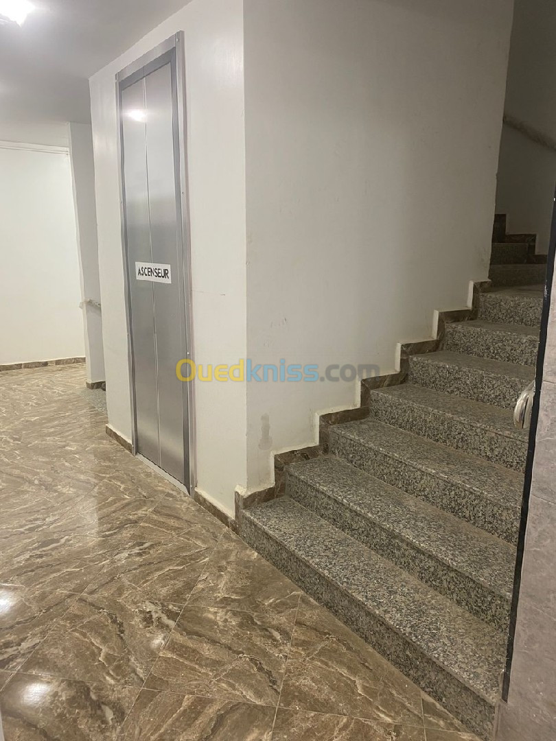 Vente Appartement F3 Alger Bordj el kiffan