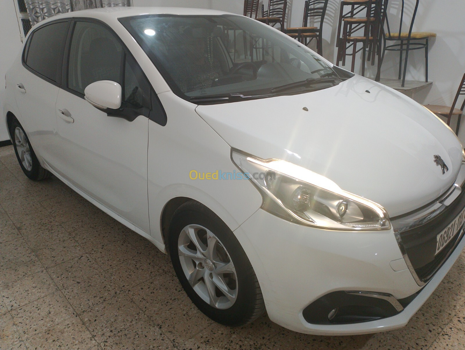 Peugeot 208 2015 Active Facelift