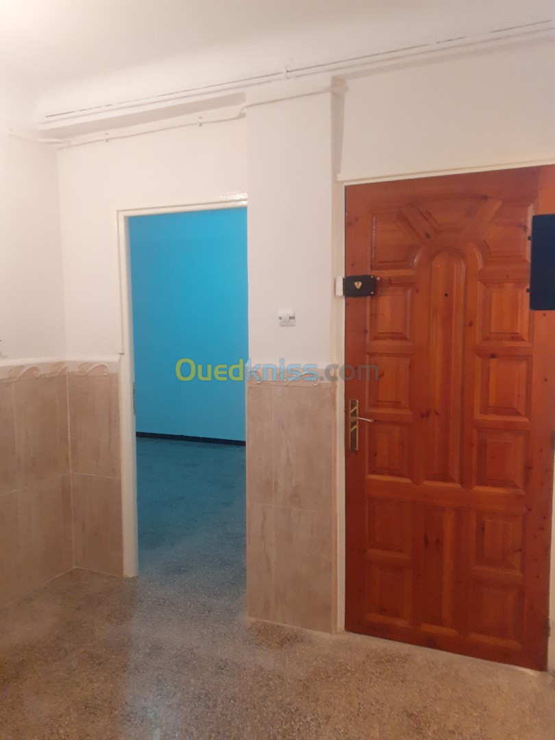 Location Appartement F3 Batna Batna