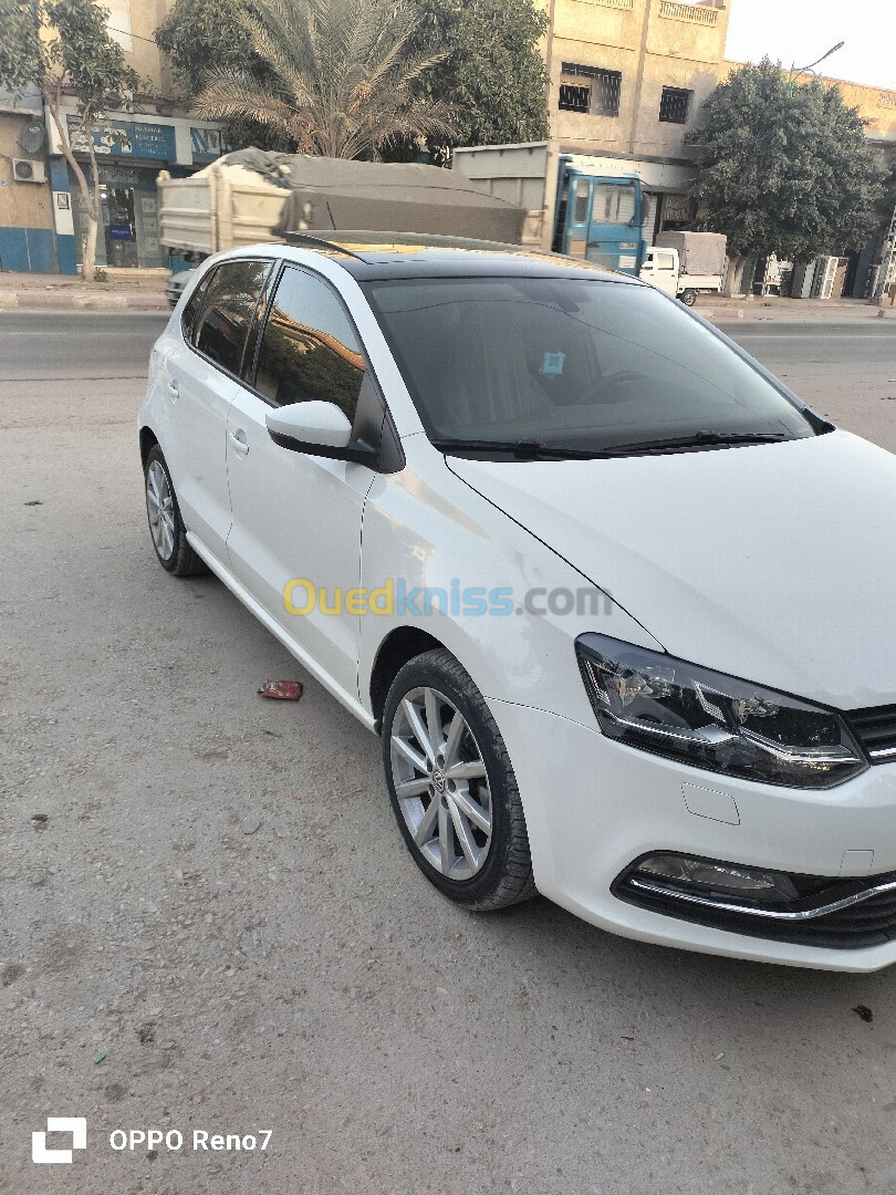 Volkswagen Polo 2015 Carat