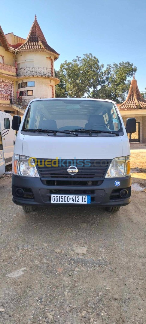 Nissan Urvan 2012