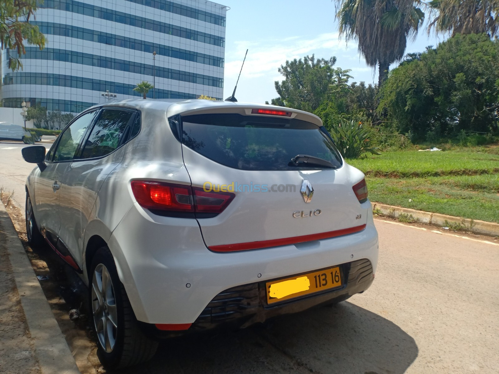 Peugeot 208 2013 