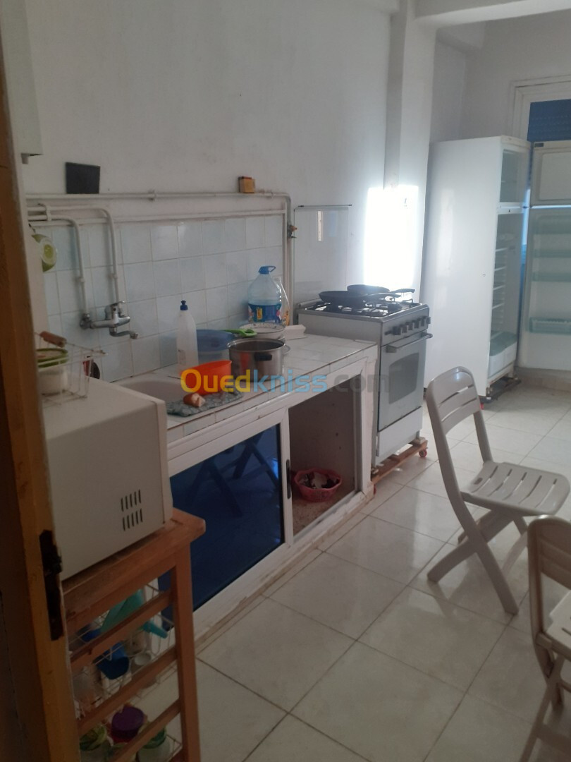 Location vacances Appartement F3 Mostaganem Mostaganem