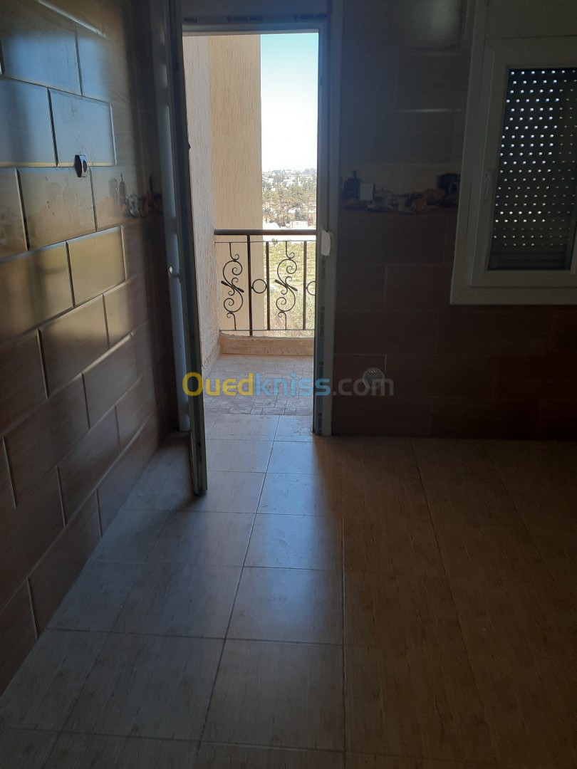 Vente Appartement F5 Alger Hraoua