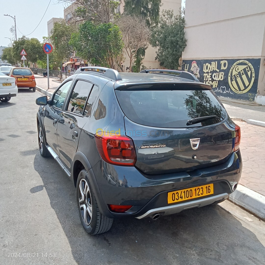 Dacia Stepway 2023 Rustil