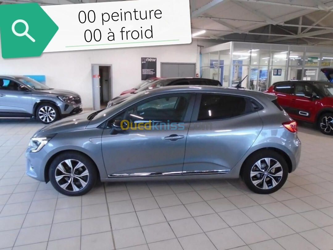 Renault Clio 5 E-Tech 2021 