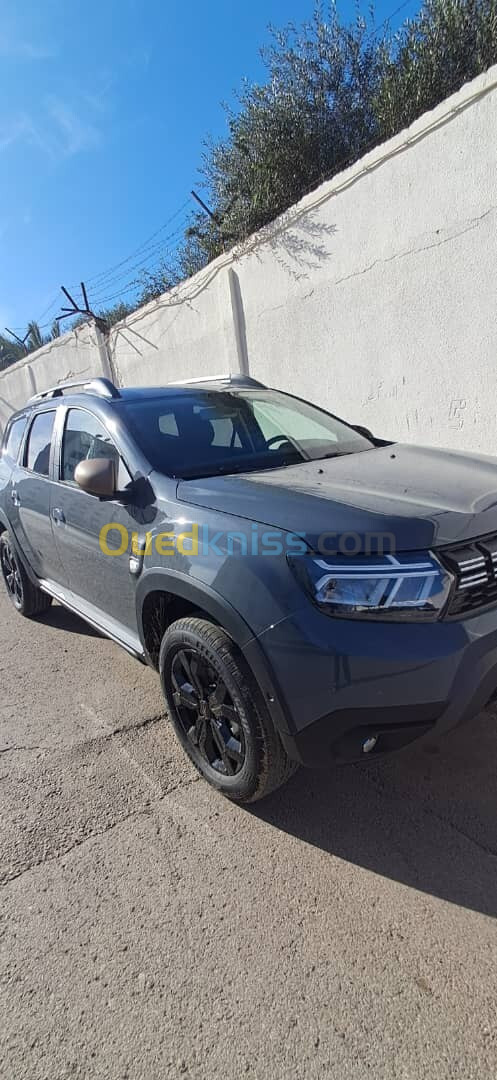 Dacia Duster gold 2024 Extrême gold