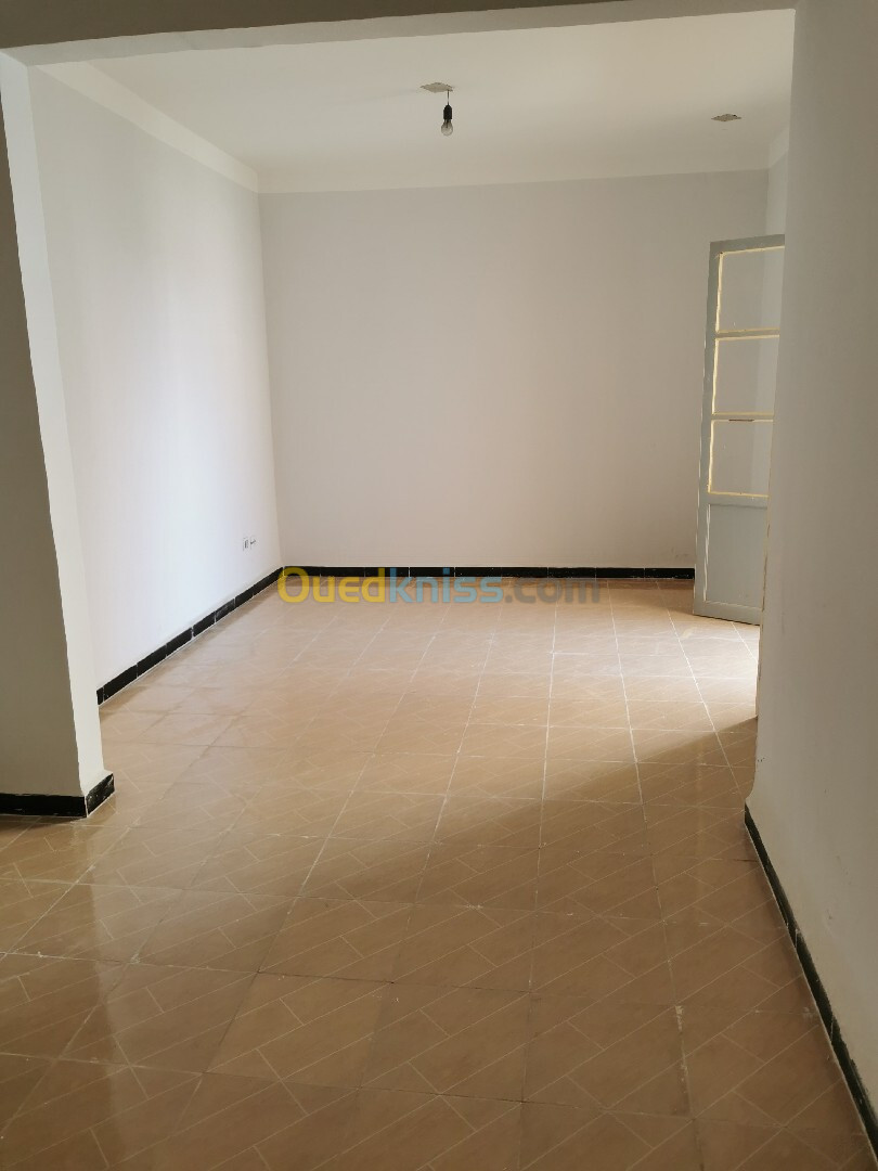 Location Appartement F3 Alger Dar el beida