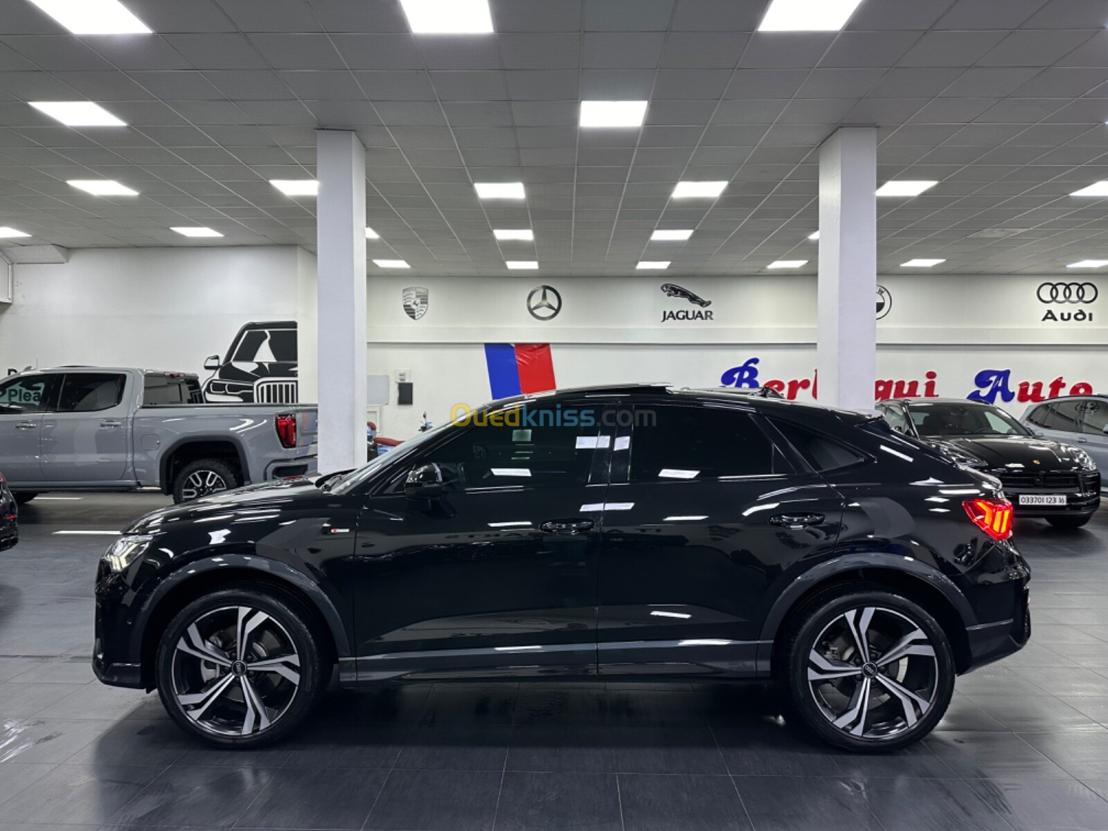 Audi Q3 2022 S Line