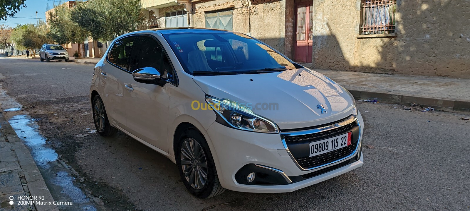 Peugeot 208 2015 Allure Facelift