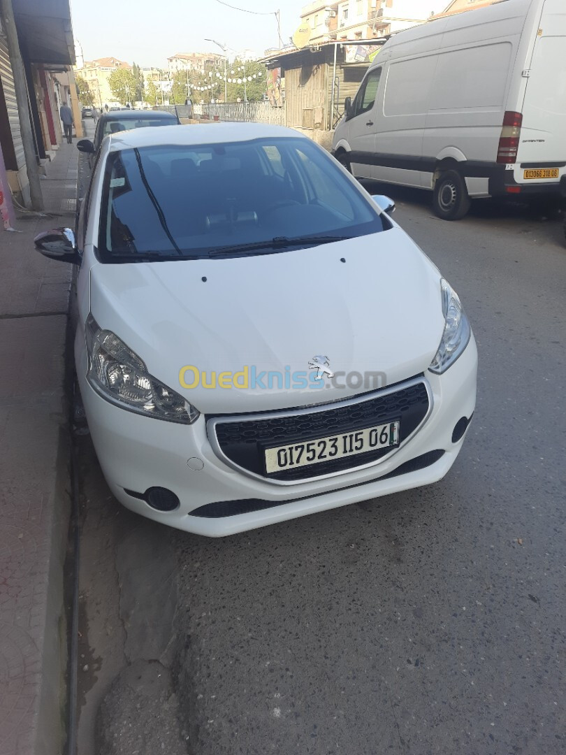 Peugeot 208 2015 208