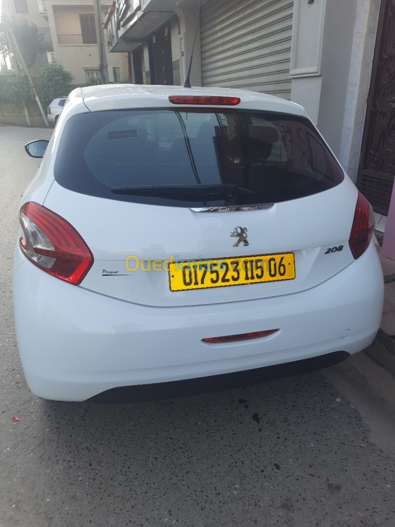 Peugeot 208 2015 208