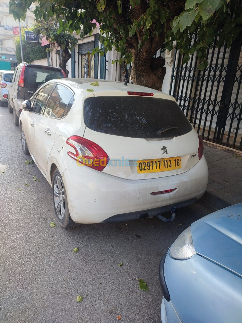 Peugeot 208 2013 Allure