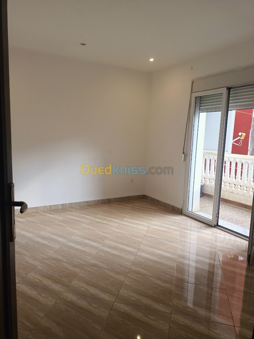 Location Appartement F2 Alger Douera