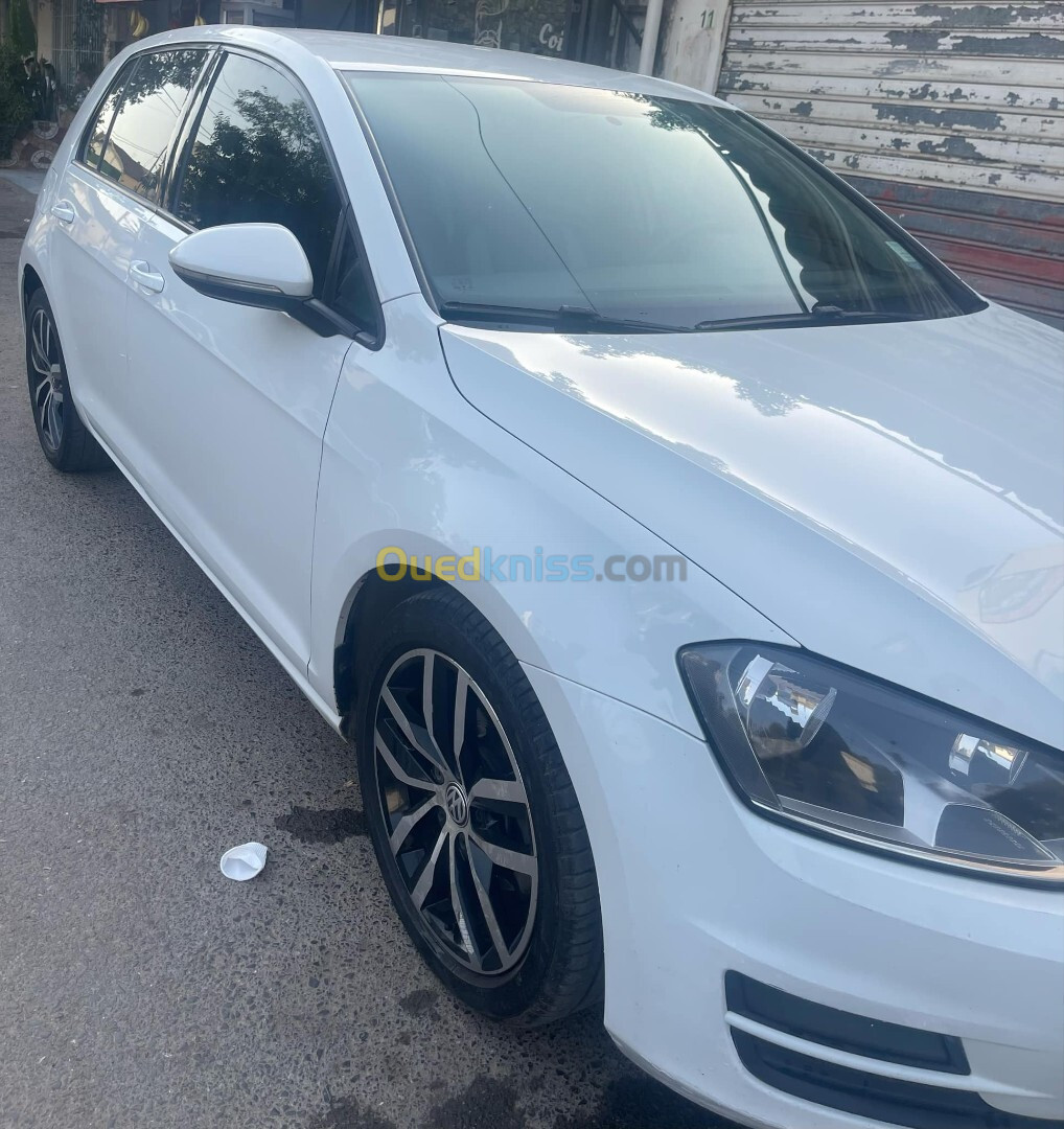 Volkswagen Golf 7 2015 Trendline +