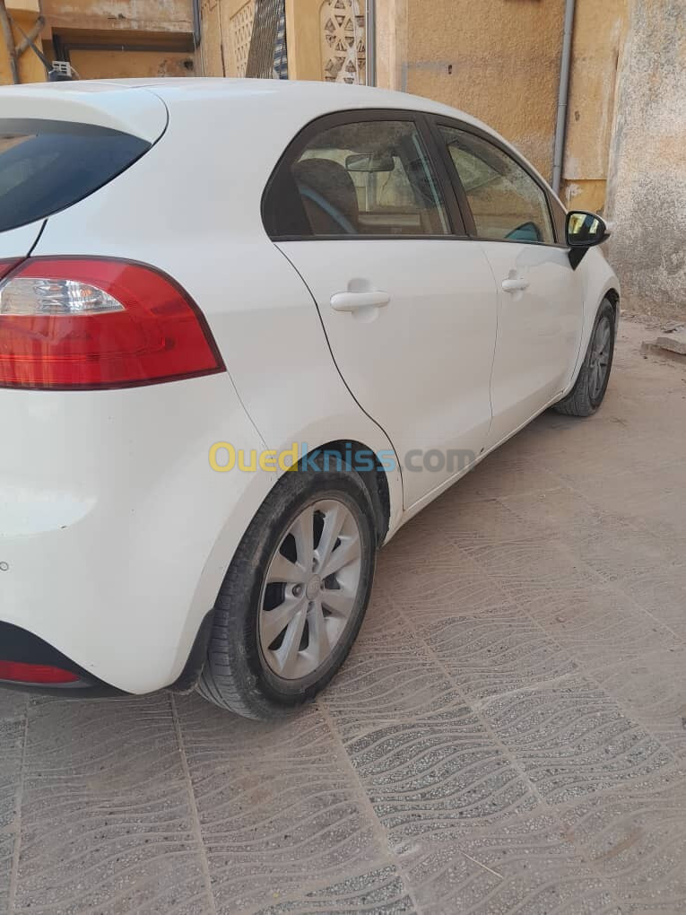 Kia Rio 5 portes 2013 