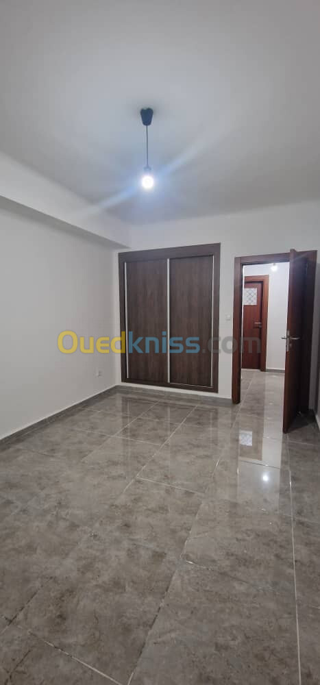 Location Appartement F4 Alger Bab ezzouar