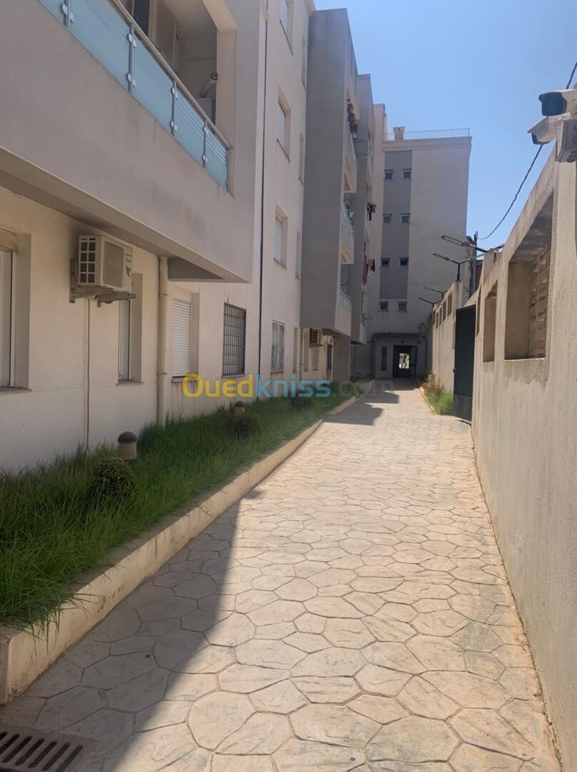 Vente Appartement F4 Alger Dely brahim