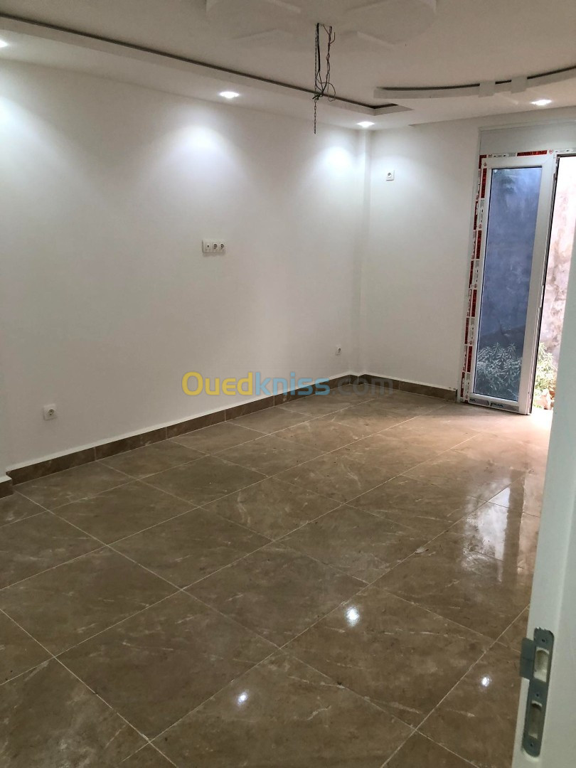 Vente Appartement F5 Alger Ain naadja