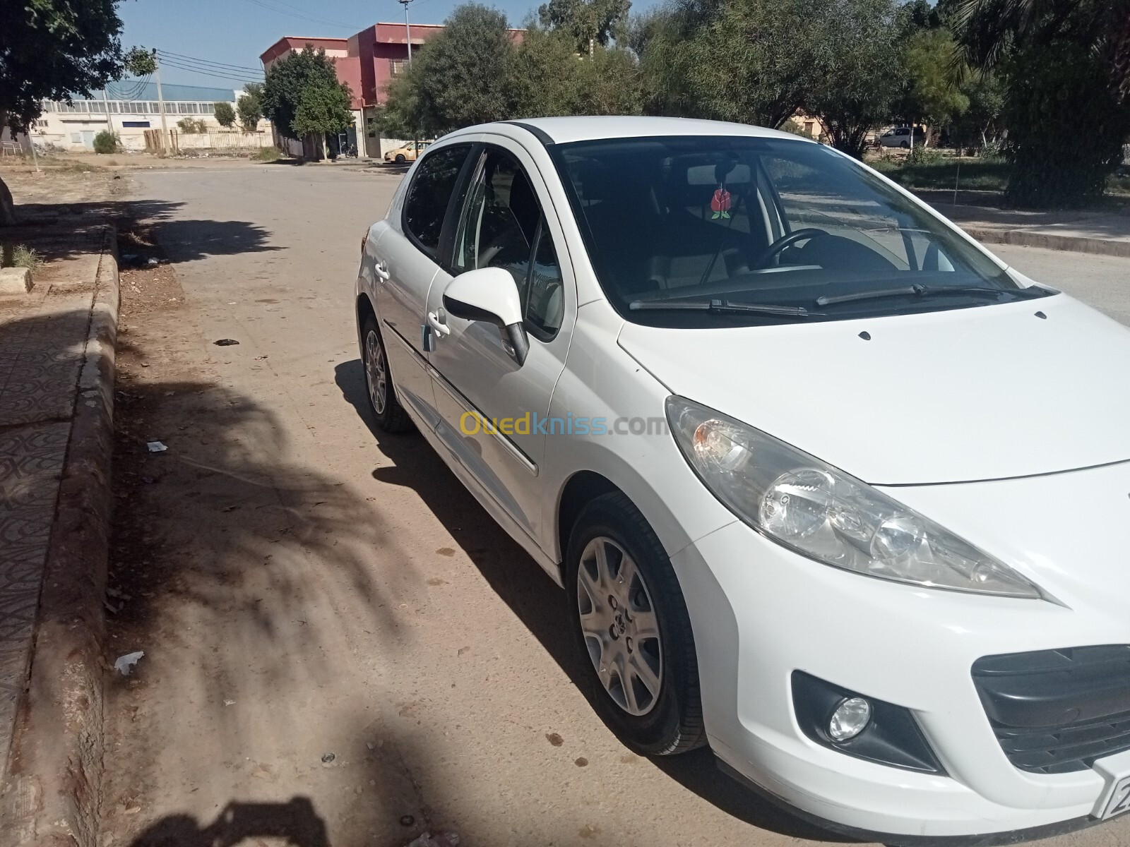 Peugeot 207 plus 2013 