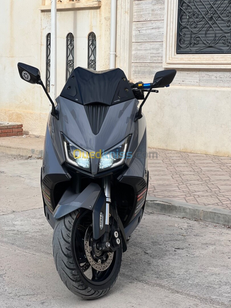 Yamaha Tmax 530 iron 2015