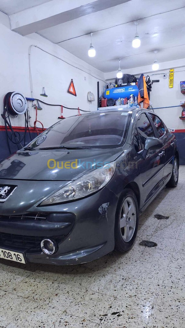 Peugeot 207 2008 